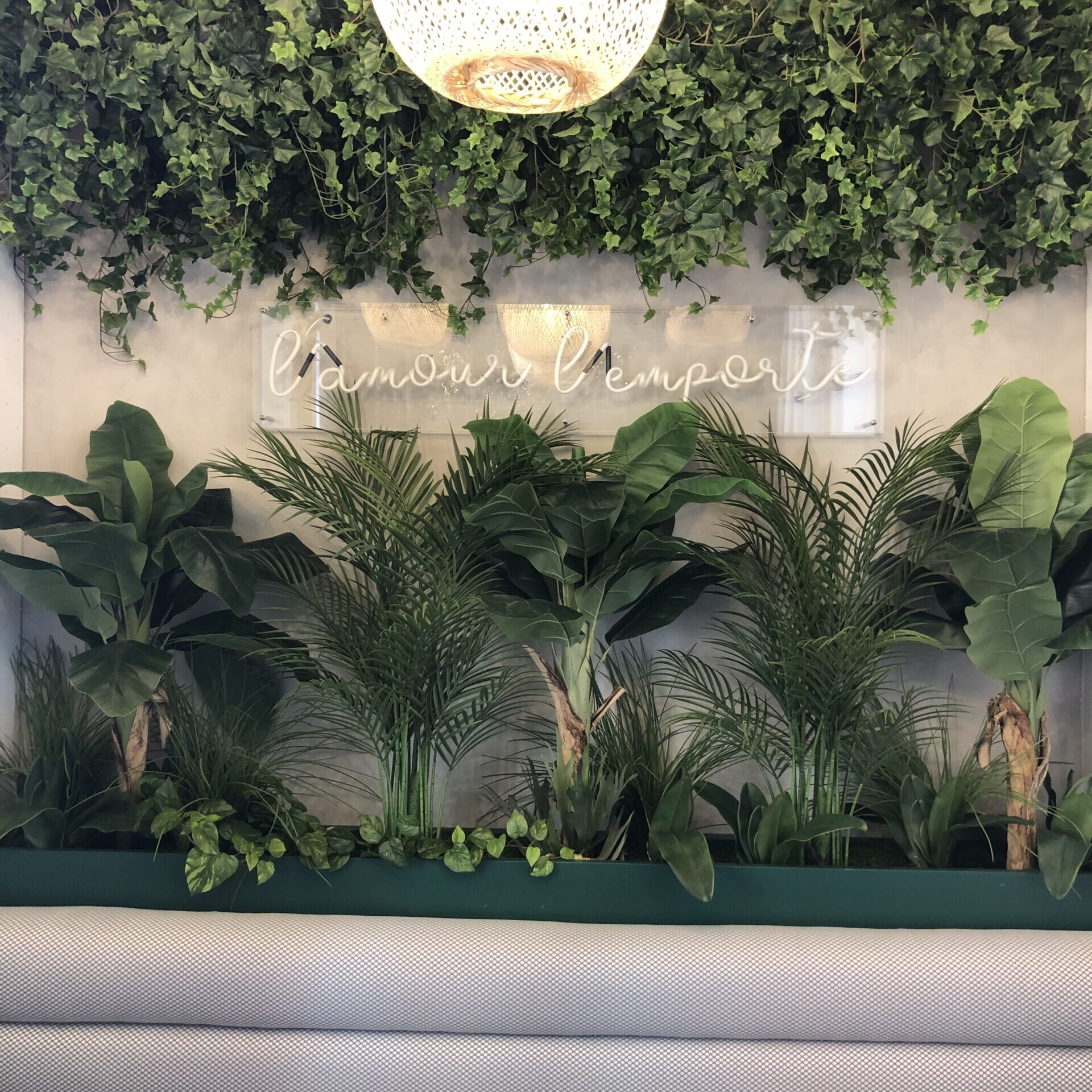 Boutique00026 scaled uai