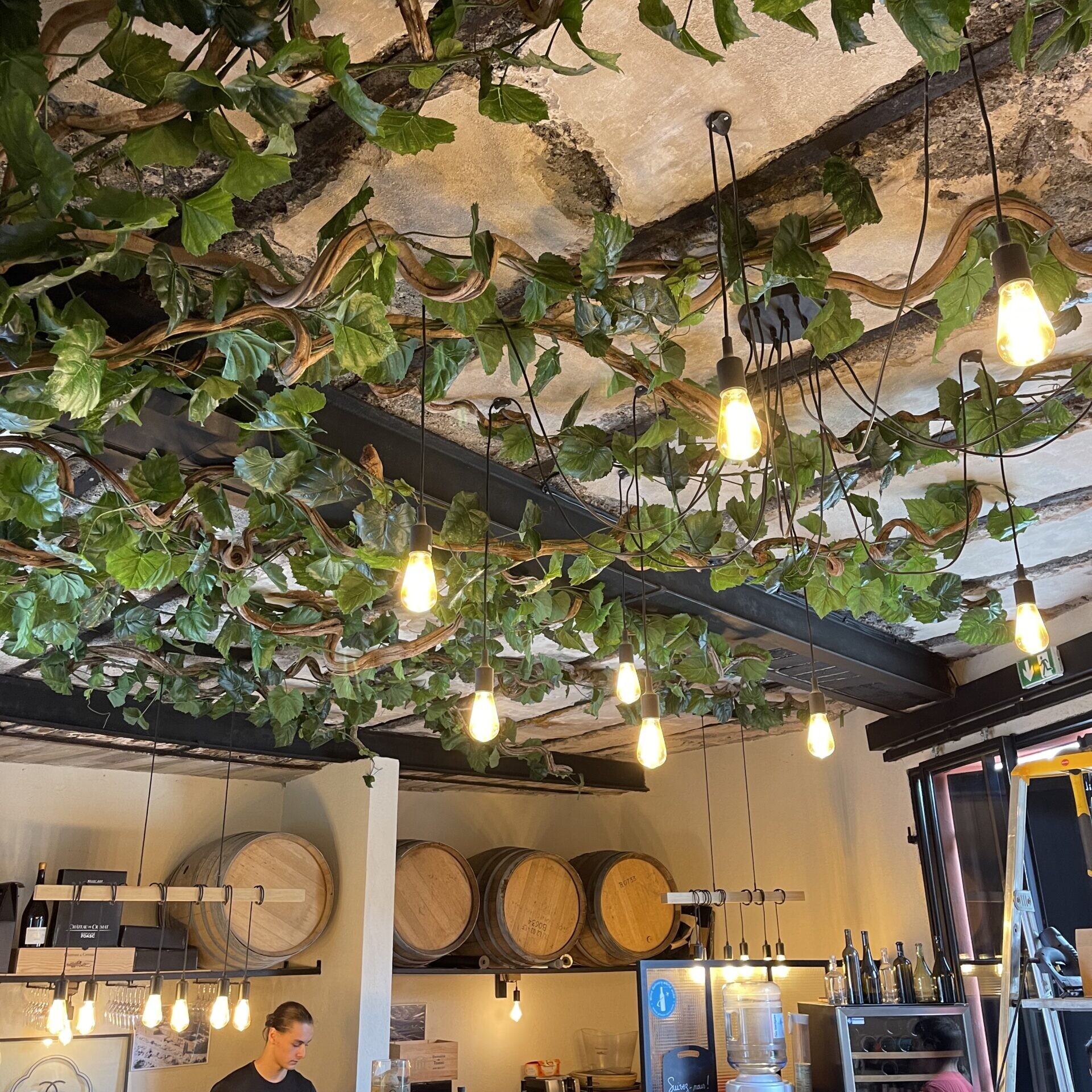 Restaurant00042 scaled uai